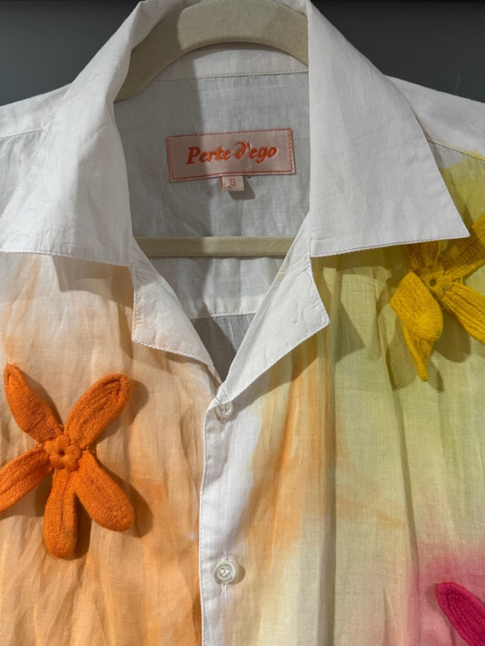 Porte d’ego Hand-Painted Shirt Crochet Flowers Statement Top Small NWT - Picture 3 of 5